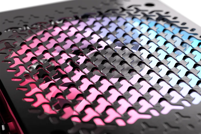 HX1000i_SHIFT_CRYSTAL_BLACK_15_GRILL_CLOSEUP