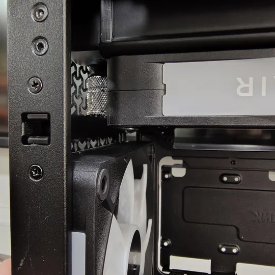 FRAME 5000D PSU rear 140mm fan