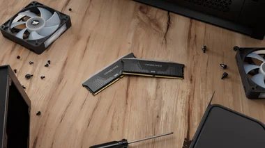 VENGEANCE RGB RS DDR5 on workbench