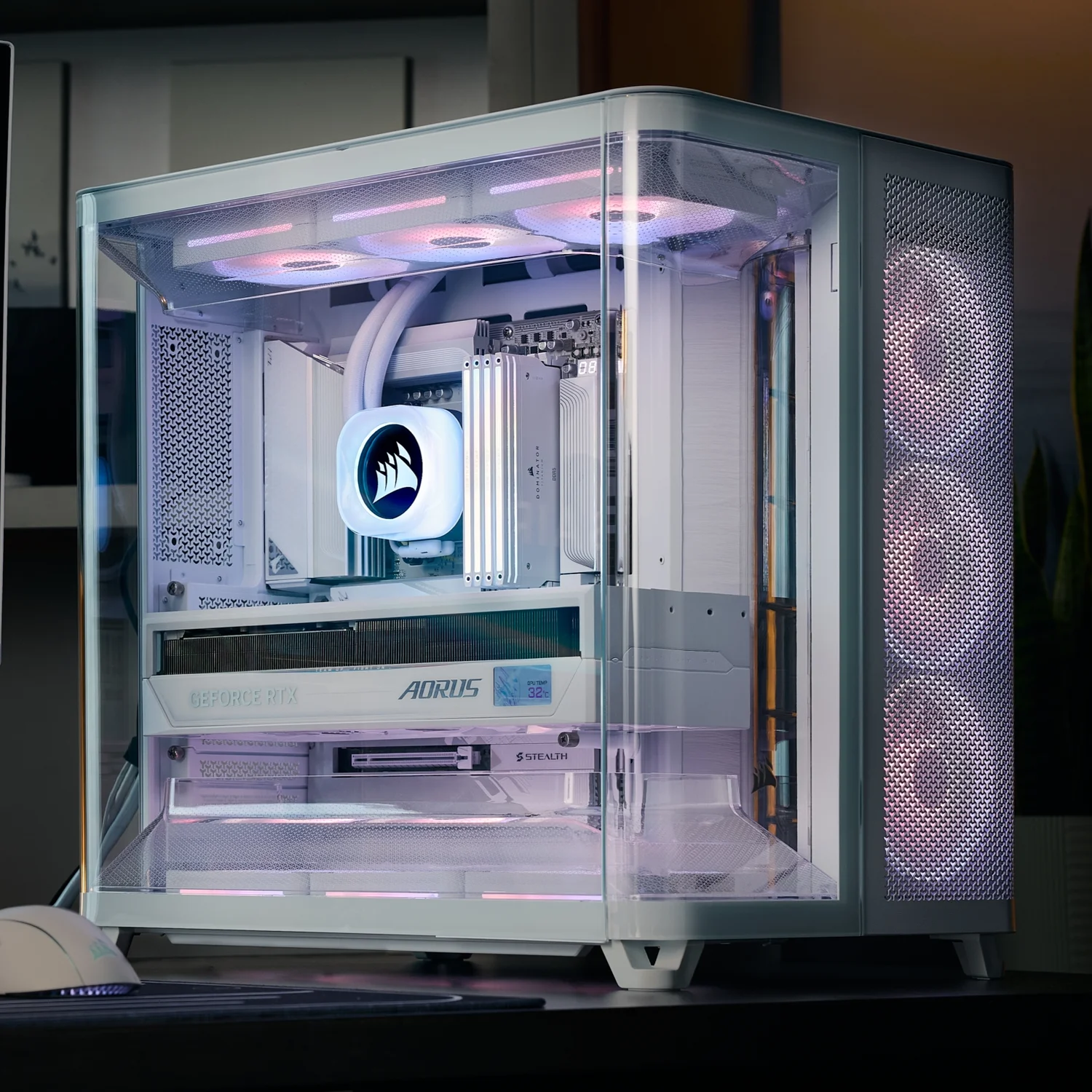 White AIR 5400 | STEALTH | Construções de PC | CORSAIR