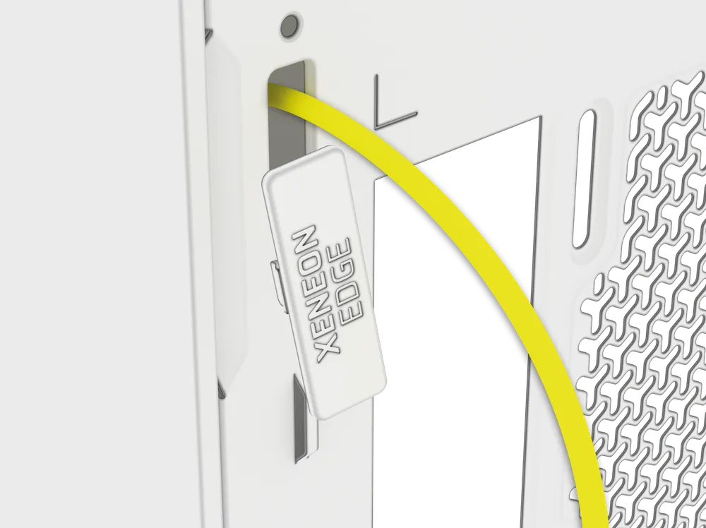 XENEON EDGE Port with a DP cable running through - QSG Visual