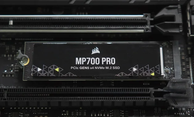 MP600 PRO LPX 1TB PCIe Gen4 x4 NVMe M.2 SSD - PS5* Compatible