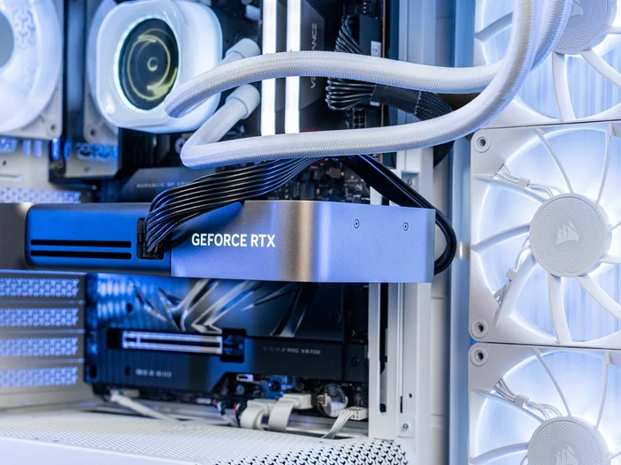geforce-rtx-gpu-custom-gaming-pc-rgb-cooling